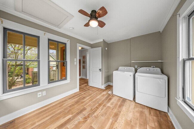 Photo - 5100 Lee Ave