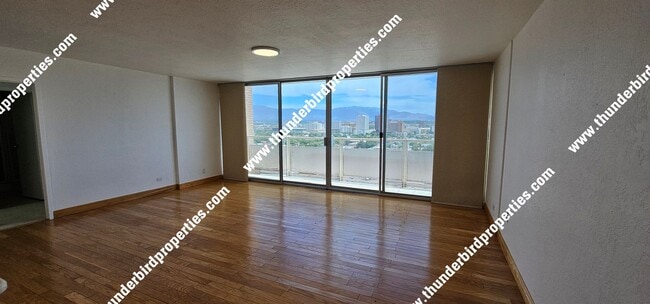 Photo - Charming 3 Bedroom, 2 Bathroom, 1500 Sq Ft Apartment with amazing balcony views of Albuquerque an...