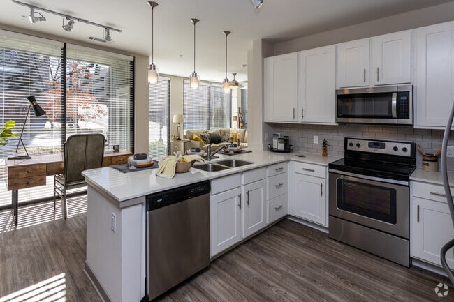 Photo - One Riverwalk