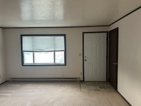 Photo - 711 Miller Ct Unidad #A