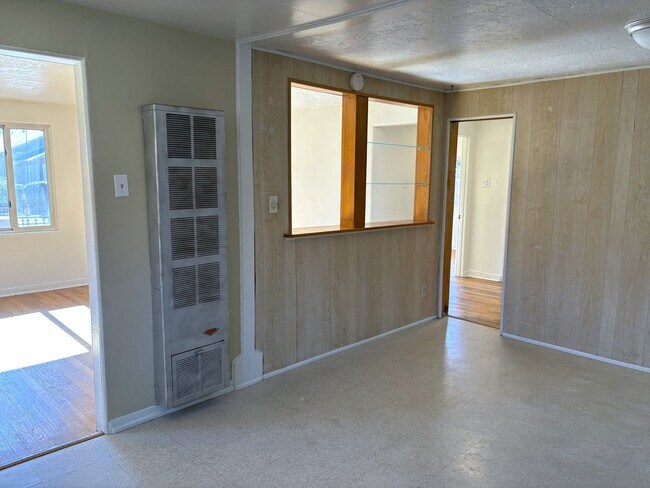 Photo - 2425 Mountain Rd NW Unidad House