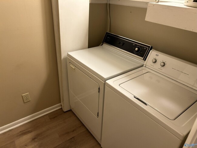 Photo - 1422 Humes Ave NE Unit B