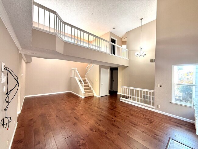 Photo - 1676 Lederer Cir