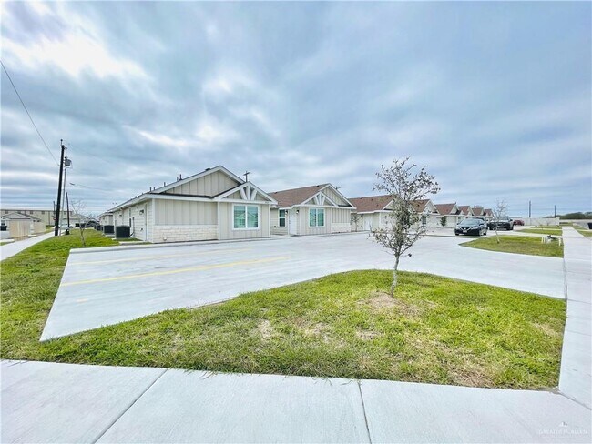 Photo - 21 Northridge Ave Unit B