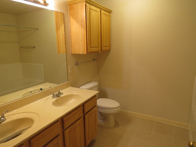 Photo - 3918 Southern Grove