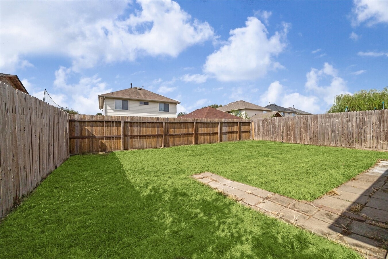 Photo - 1435 Glasholm Dr