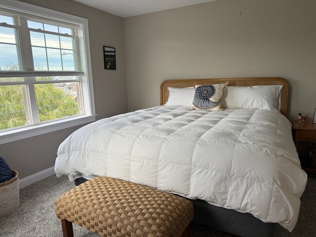 Photo - 345 Plymouth Ave