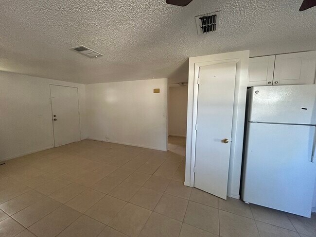 Photo - 10415 Alma St Unit C