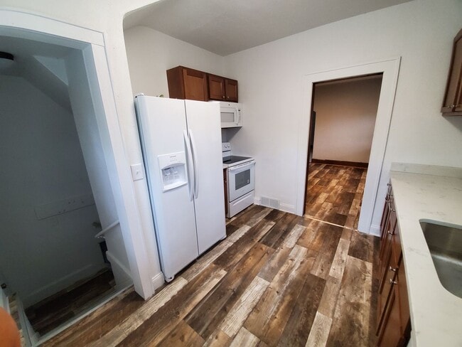 Photo - Large 3 Bedroom Home near Iowa State Fairg...