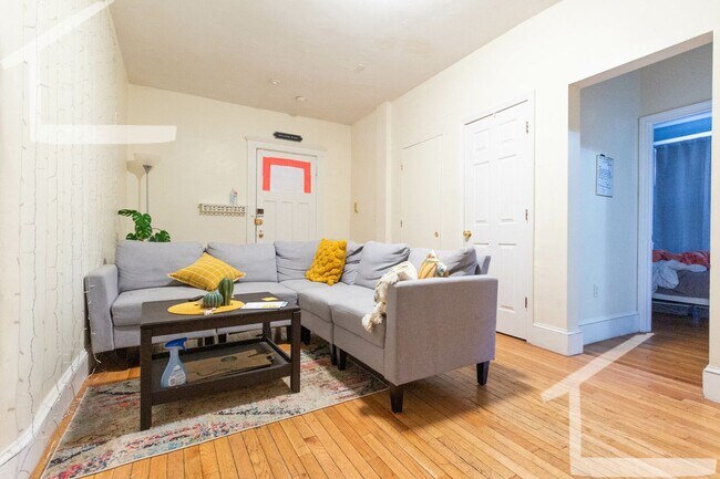 Photo - Gorgeous Brookline 4-bed 1-bath unit with heat and hot water included in the rent price!