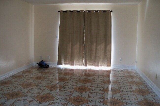 Photo - 2 Bedroom 2 full Bath home on cul-de-sac