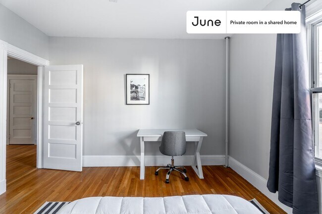 Photo - Room in Shared 3 bed/1 bath home Unidad B