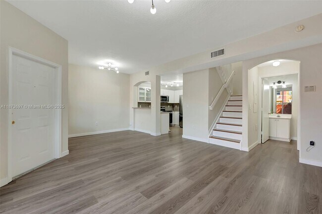 Photo - 6141 NW 115th Pl