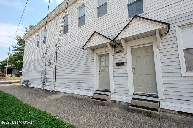 Photo - 1000 E Caldwell St Unit 3