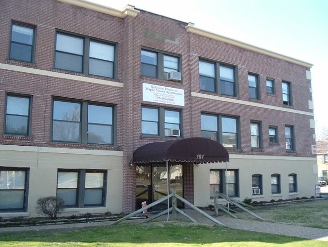 Photo - Maple Manor Apartments