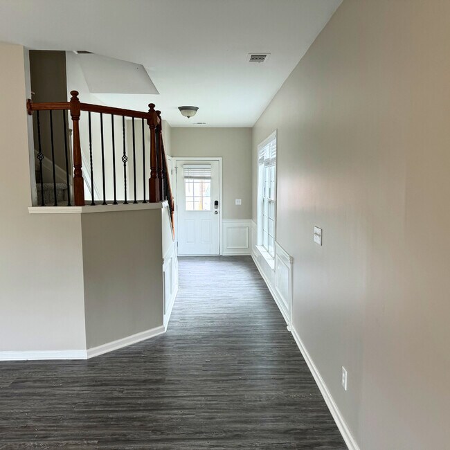 170 Finchley Dr