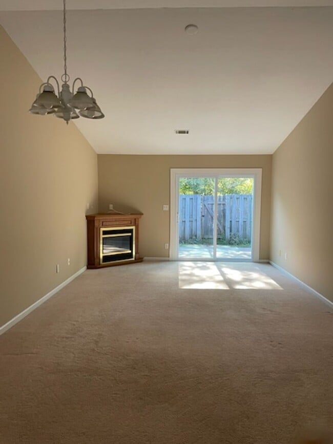 Photo - CUTE 2 BEDROOM TOWNHOME IN EVANS