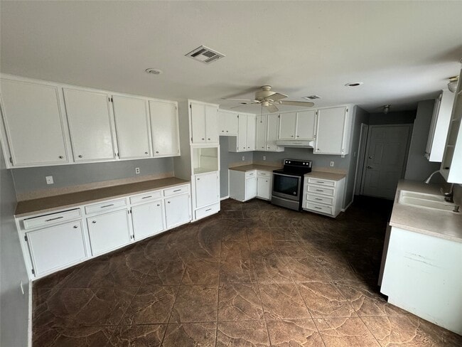 Building Photo - 2923 Ashford Trail