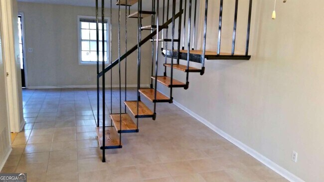 Photo - 3815 Parklane Dr