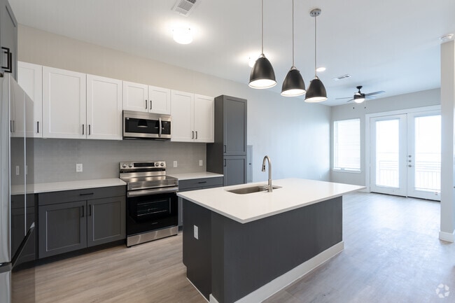 1BR, 1BA - 673SF - Kitchen