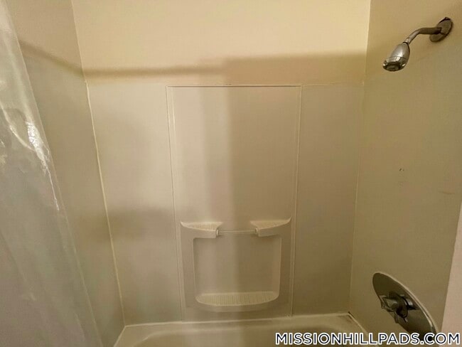 Photo - 896 Huntington Ave Unit 8