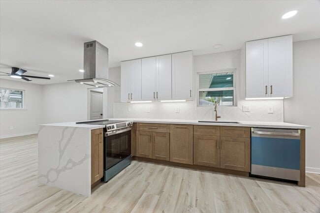 Photo - 9627 Vilven Ln