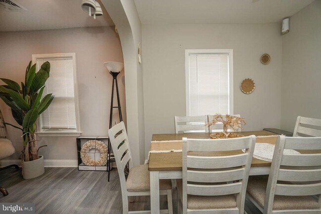 Photo - 56 Beech Ave