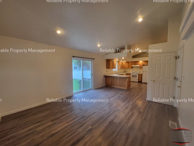 2980 Oakhaven Cir