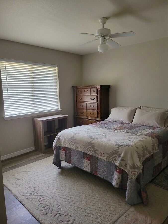 Photo - 937 Crepe Myrtle St