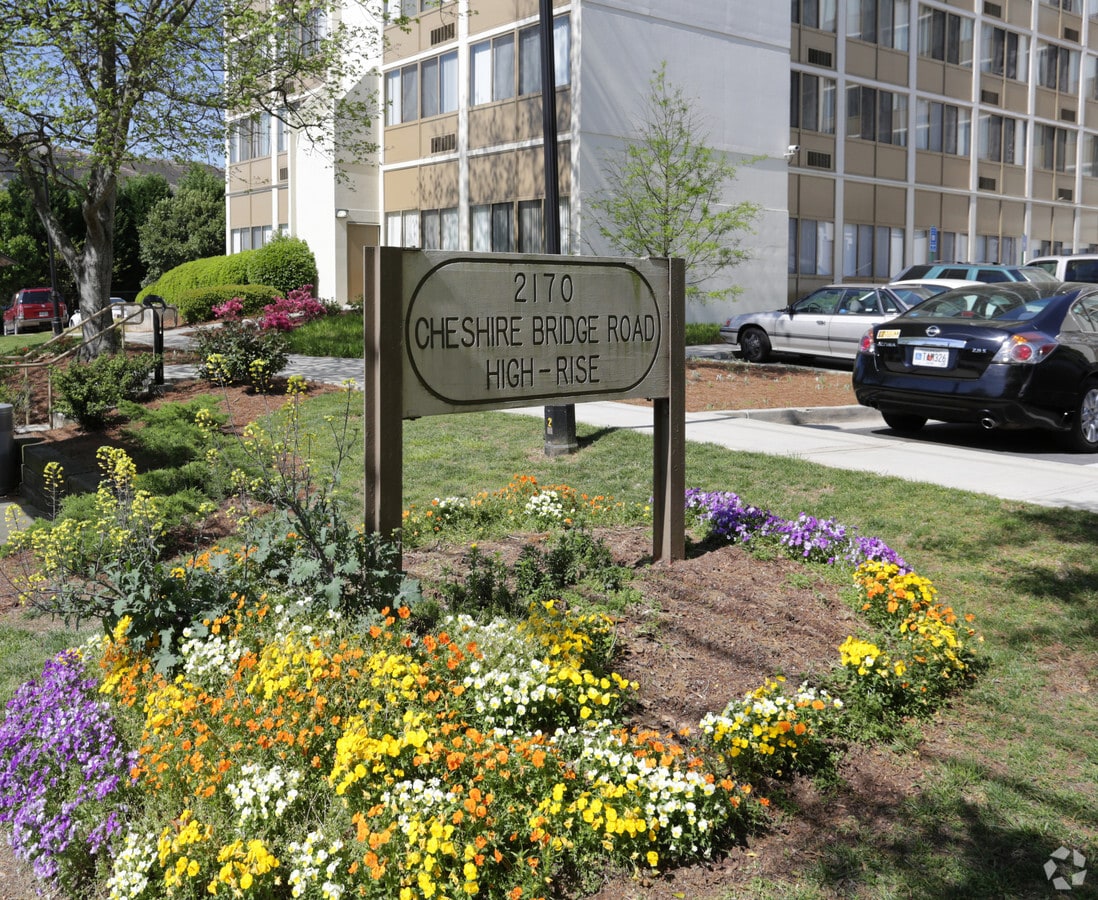Photo - Cheshire Bridge Highrise