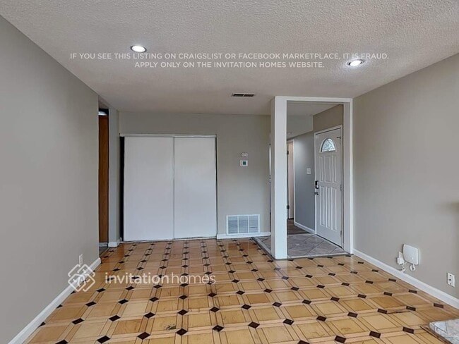 Photo - 182 Hastings Ave