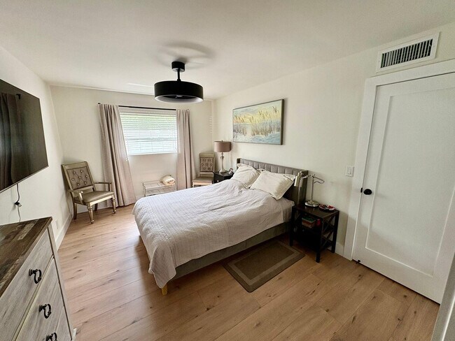 Photo - 22805 SW 66th Ave Unit 105