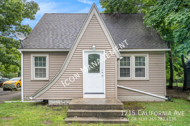 Photo - 1215 California Ave