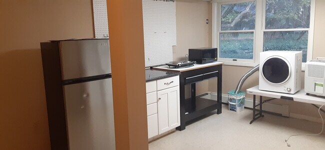 Photo - 169 Snowden Ln