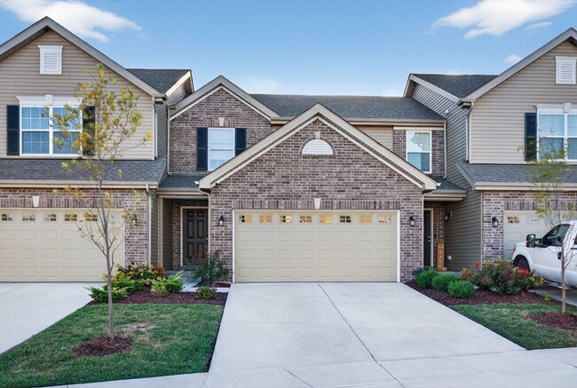 Building Photo - Modern 2-Bedroom Townhome
