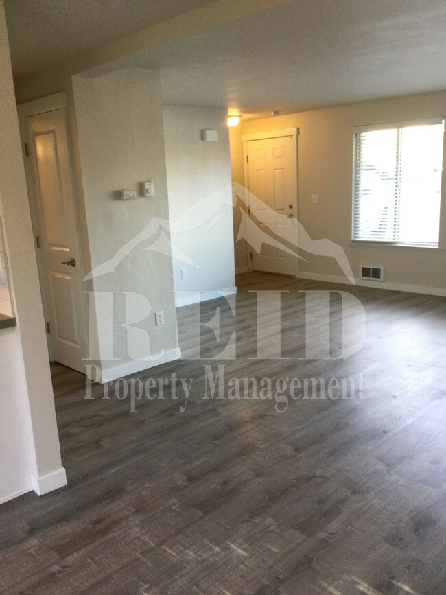 Photo - 2609 25th St