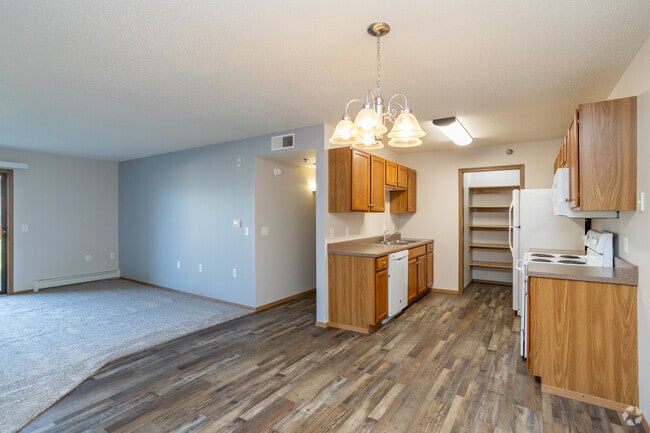 Building Photo - Eastern Hills Apartments