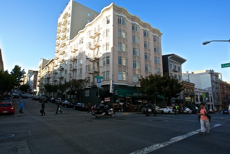 Photo - Leavenworth Apartments