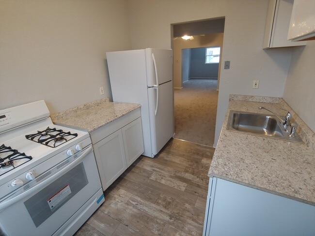 Building Photo - 1467 Dormont Ave Rental