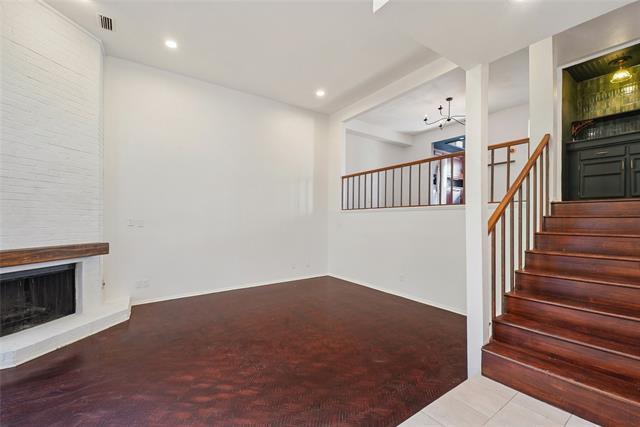 Photo - 3618 Gillespie St