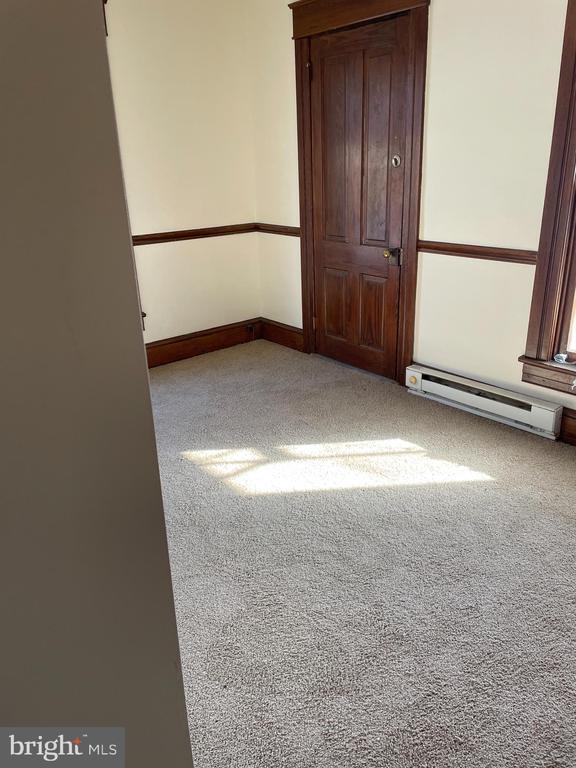 Photo - 648 N Mulberry St