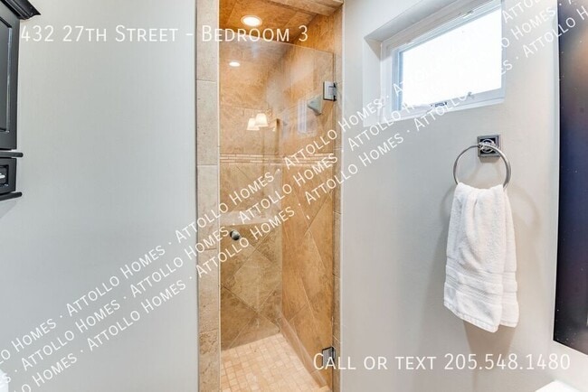 Photo - 432 27th St Unit Bedroom 3