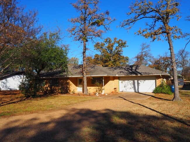 Photo - 118 Perkins Rd