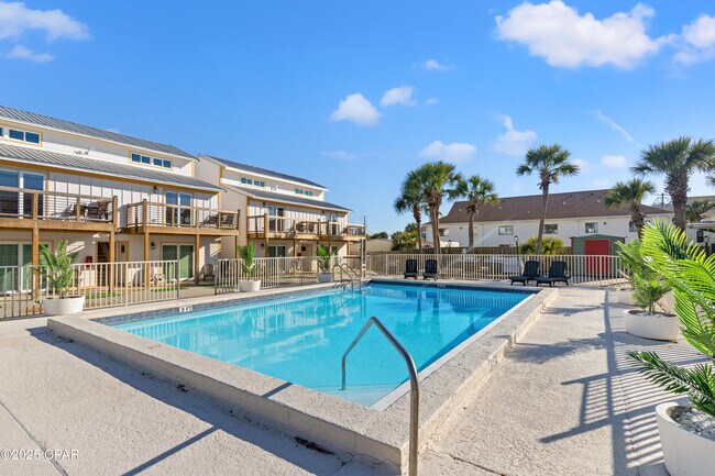 Photo - 8115 Thomas Dr Unit 5A