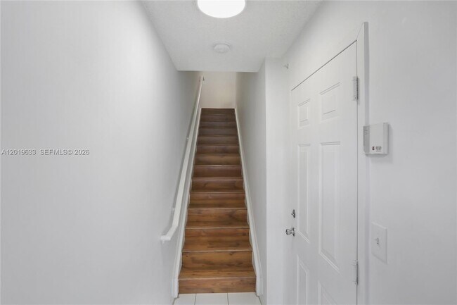 Photo - 2941 NE 185th St Unidad 1305