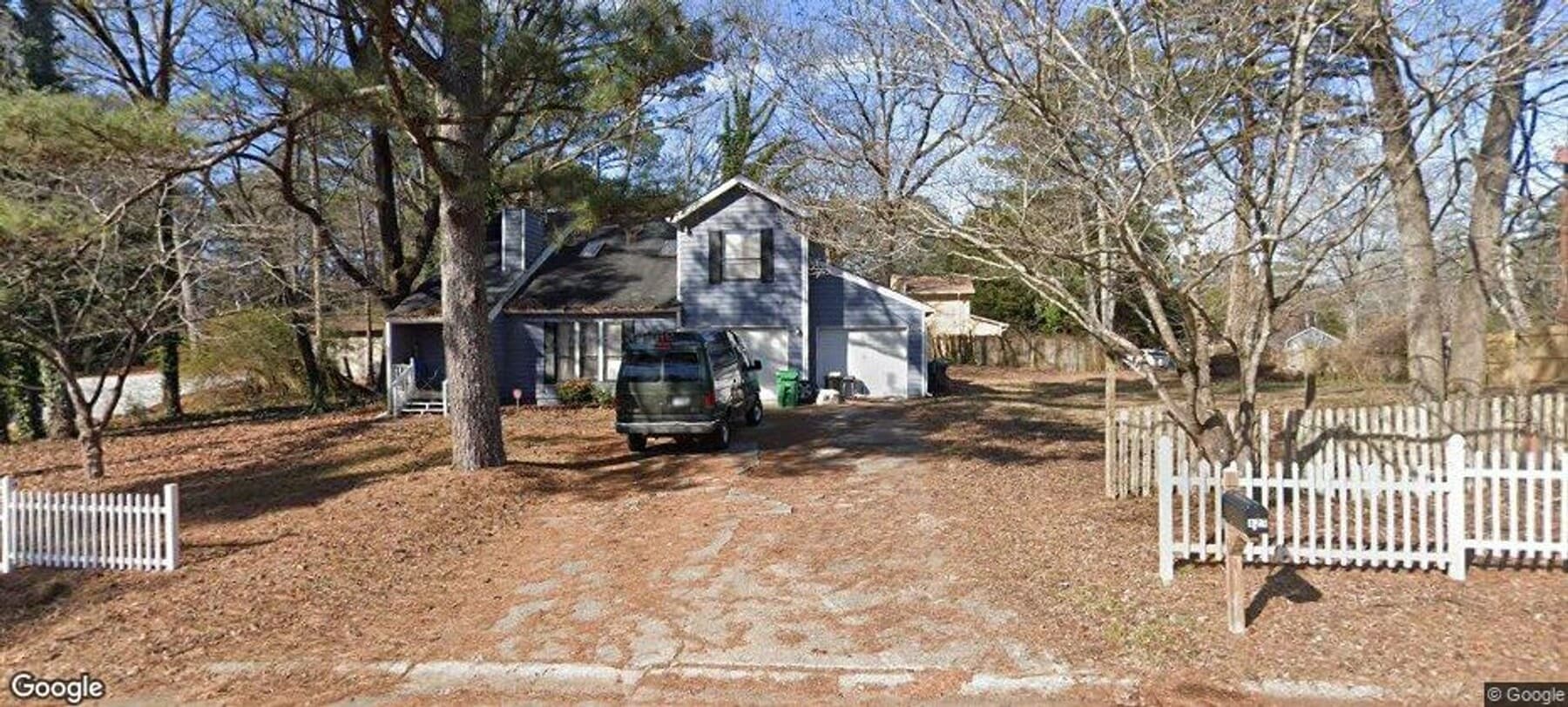 Photo - 3 Bed  2.5 bath in Stone Mountain!