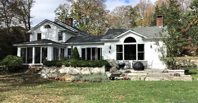 Photo - 118 Long Ridge Rd