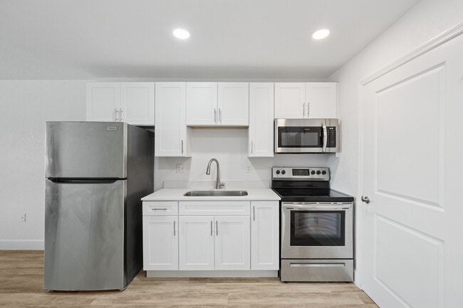 Kitchen - Parkview Village at Celebration