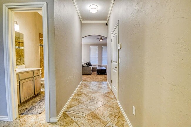 Photo - 2204 Alameda Park Dr Casa