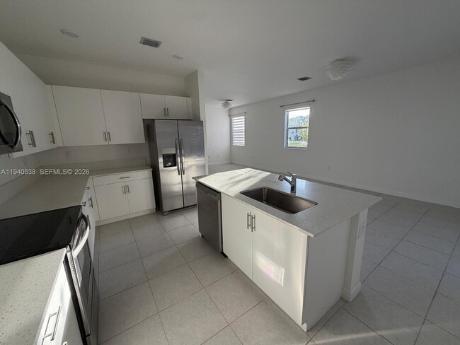 Photo - 2631 SE 11th St